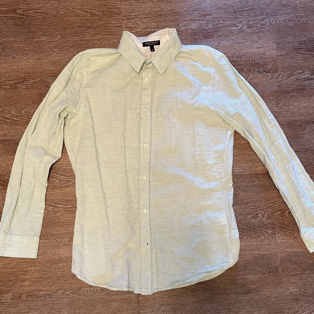 Banana Republic Size L Tailored Slim Fit Button Down Shirt